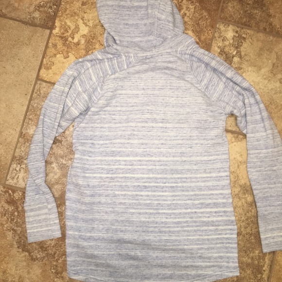Donated…Liz Claiborne weekend hoody - Picture 4 of 4